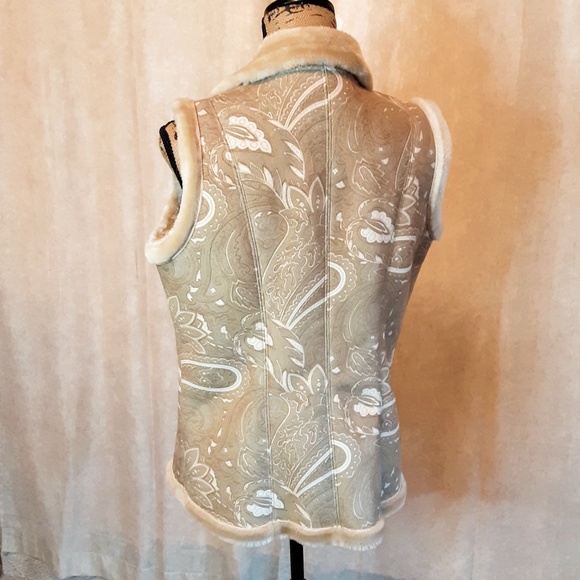 COLDWATER CREEK Faux Suede & Fur Embossed Vest S - Picture 7 of 15